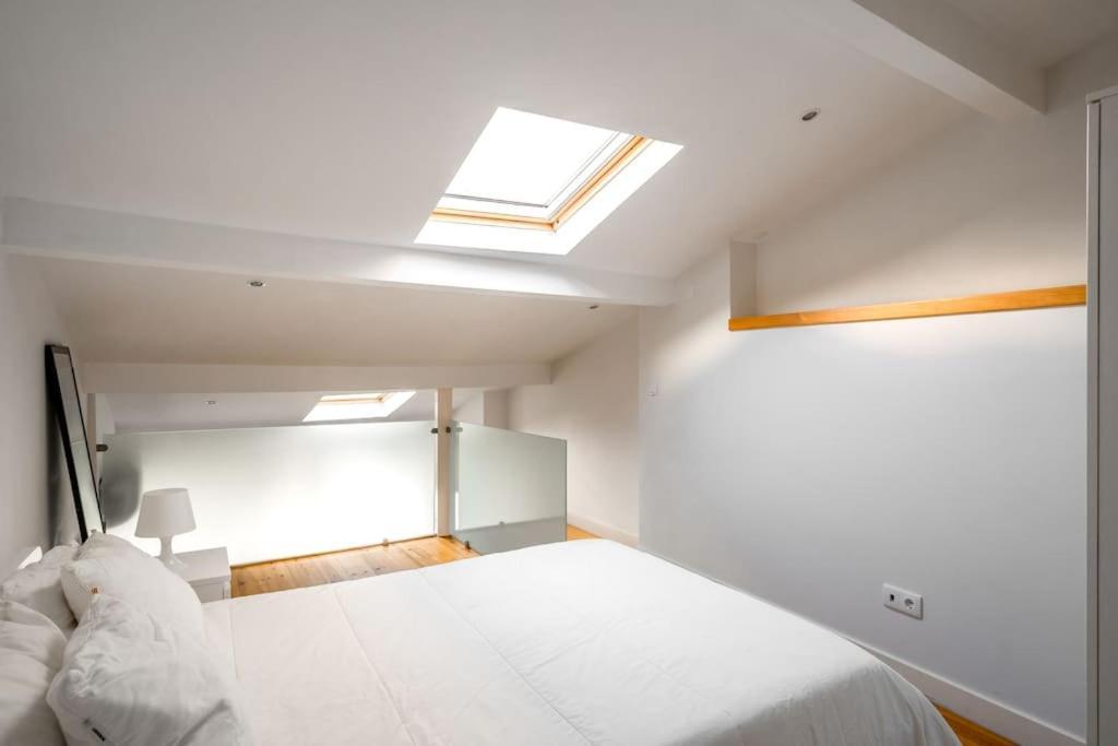 Charming Studio With Ac And Loft On Ground Floor Lisbona Esterno foto